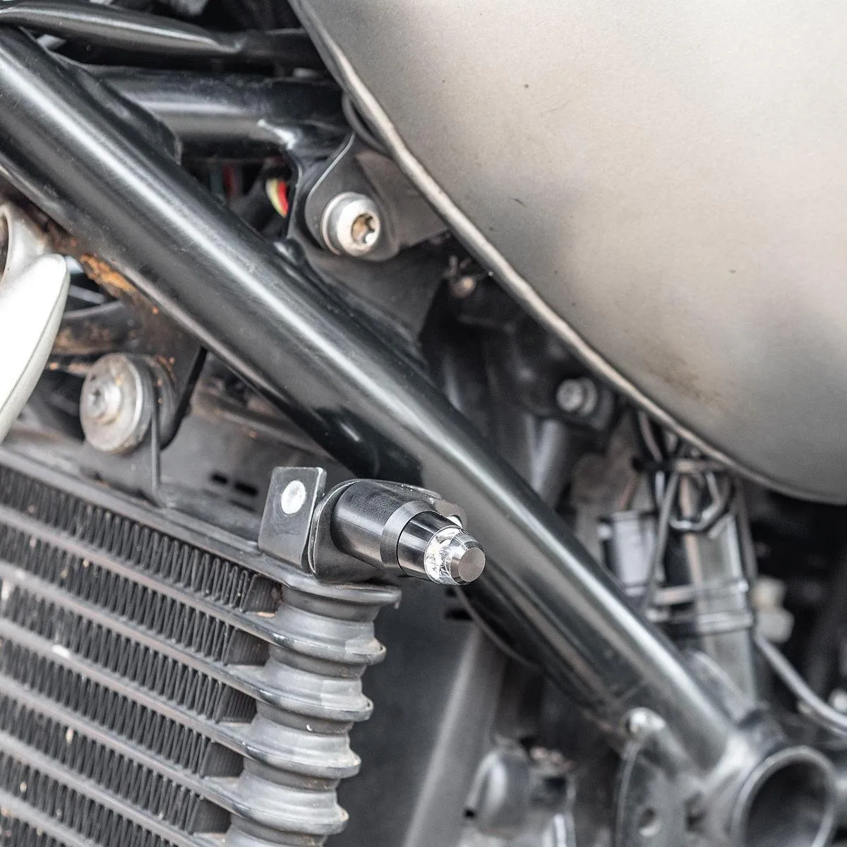 Motogadget mo.blaze adattatore frecce BMW R9T alluminio x2