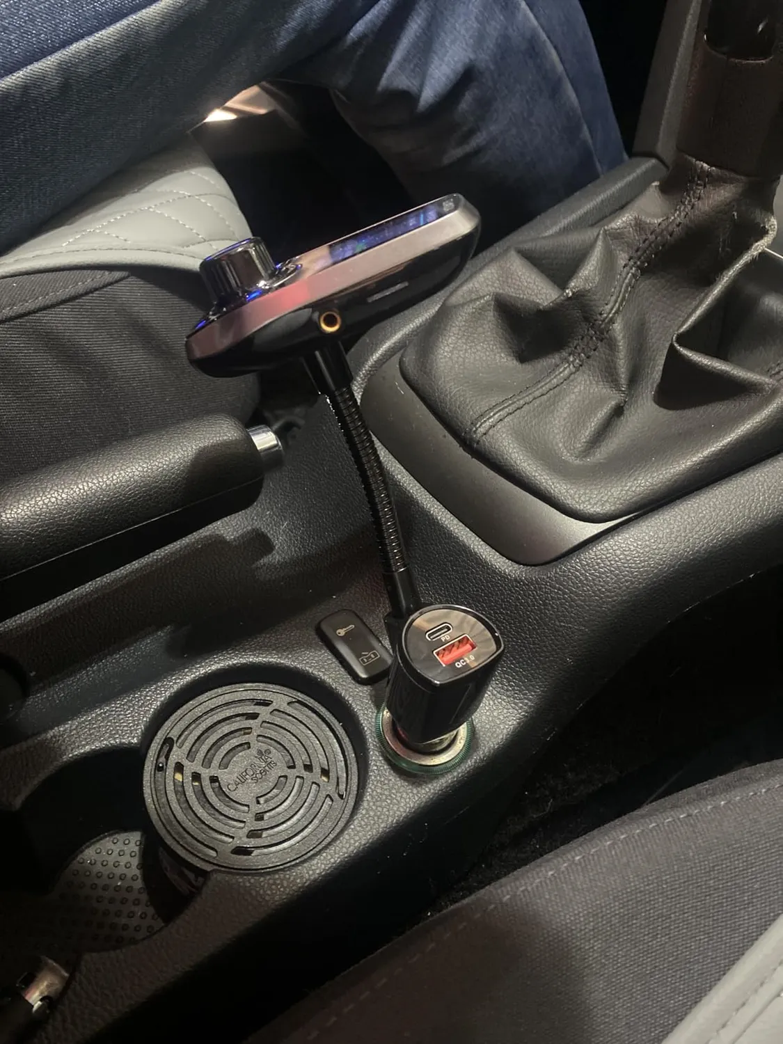 Guanda Trasmettitore FM Bluetooth Auto Schermo 1.8'' 2 USB