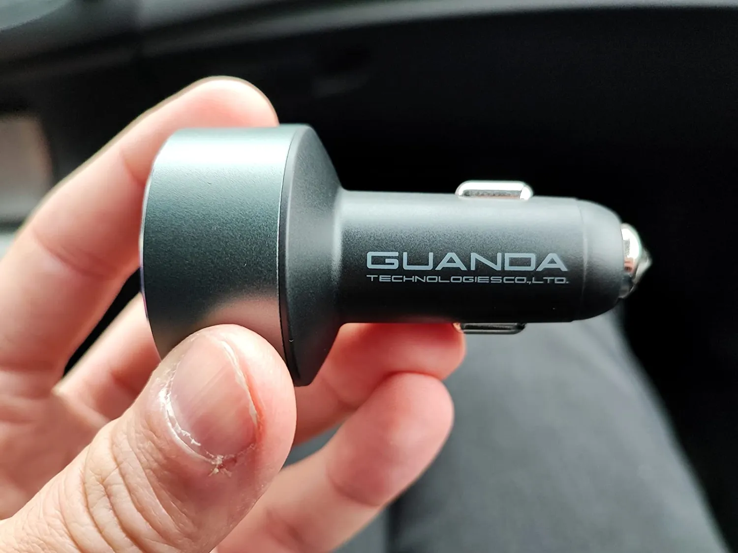 Guanda Bluetooth 5.3 Trasmettitore FM Auto PD 20W Luci LED 9 Colori
